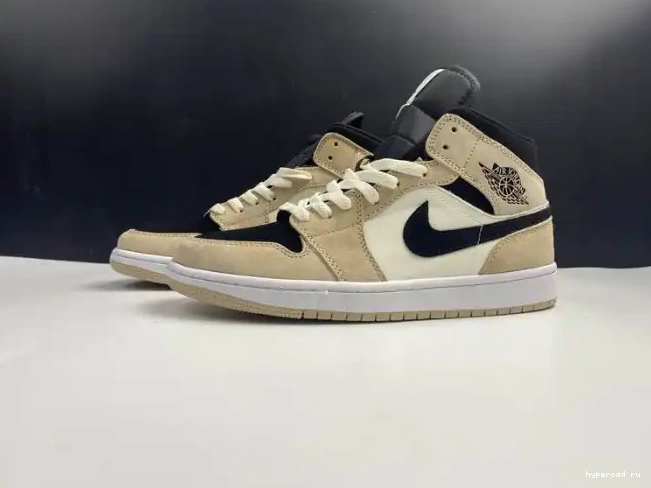 Mid -800 Air Jordan BQ6472 'Barely Orange' 1 0518